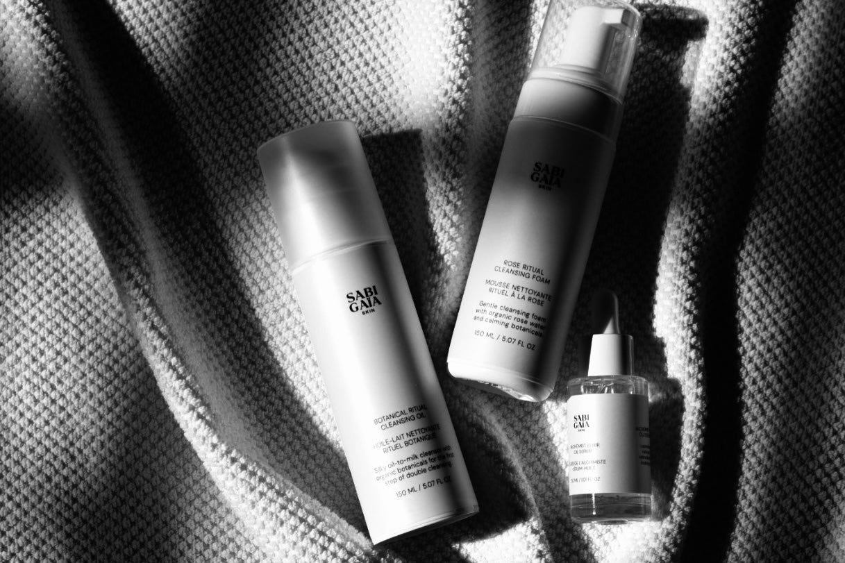 ROSE RITUAL CLEANSING FOAM - kehitetty erityisesti kaksoispuhdistuksen toiseksi vaiheeksi